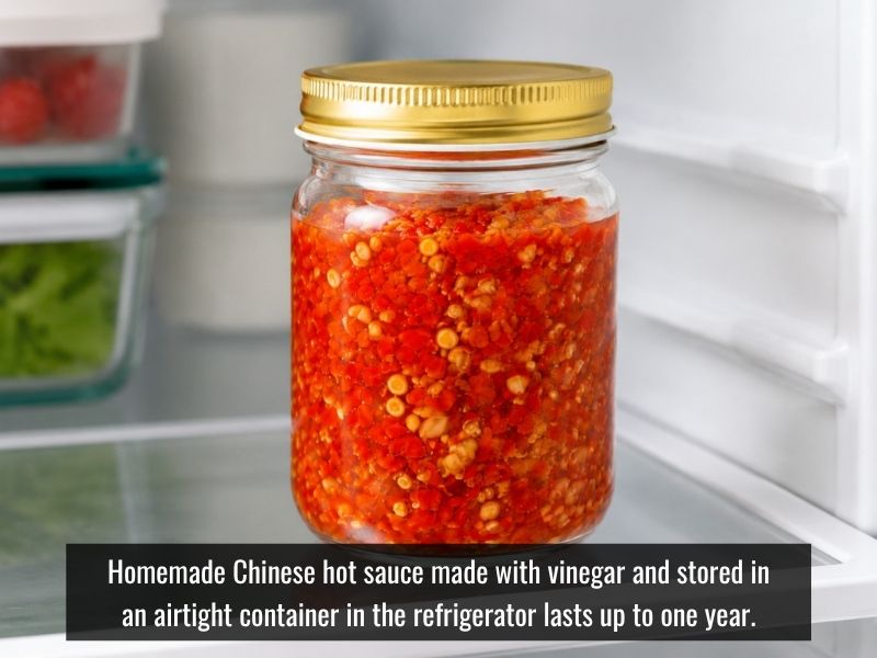 Store Chinese hot sauce in jar
