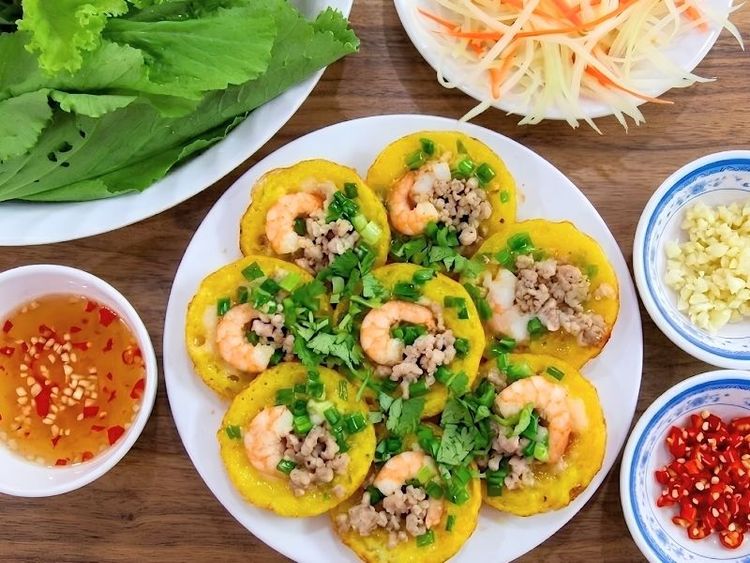 Banh Khot Recipe - Vietnamese Savory Mini Coconut Pancakes
