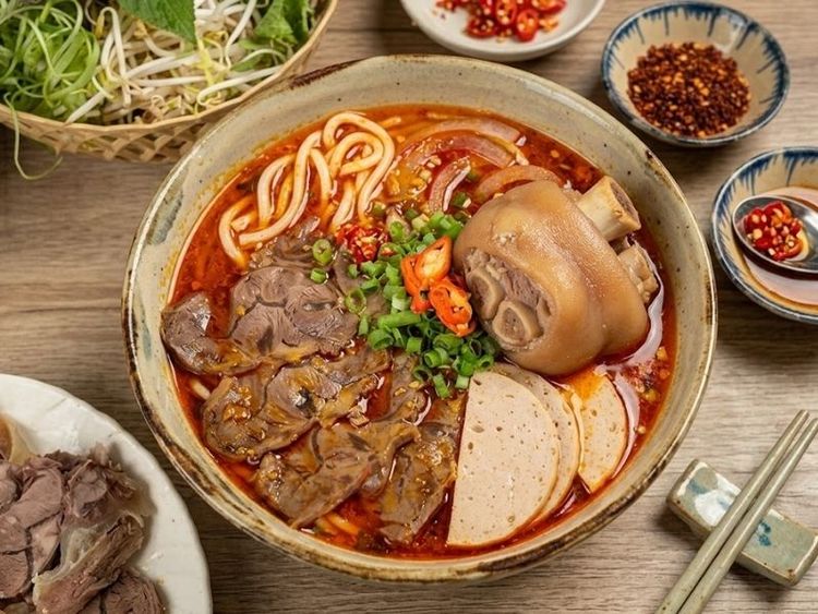 Bun Bo Hue Recipe - Vietnamese Spicy Beef & Pork Noodle Soup