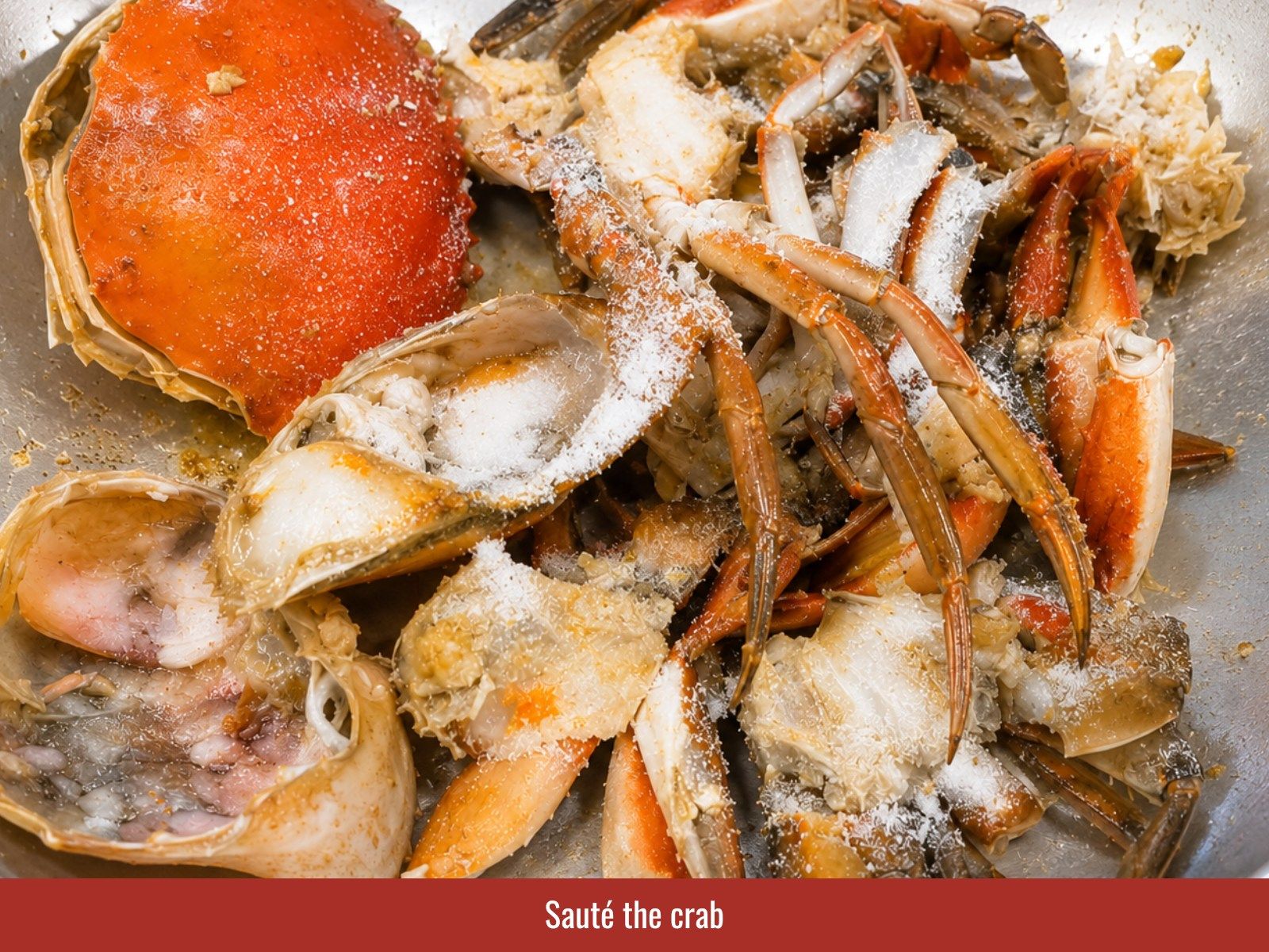 Sauté crab pieces