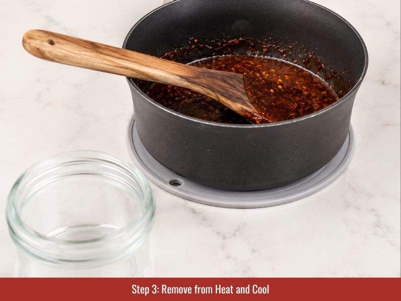 Hot honey sauce cooling at room temperature
