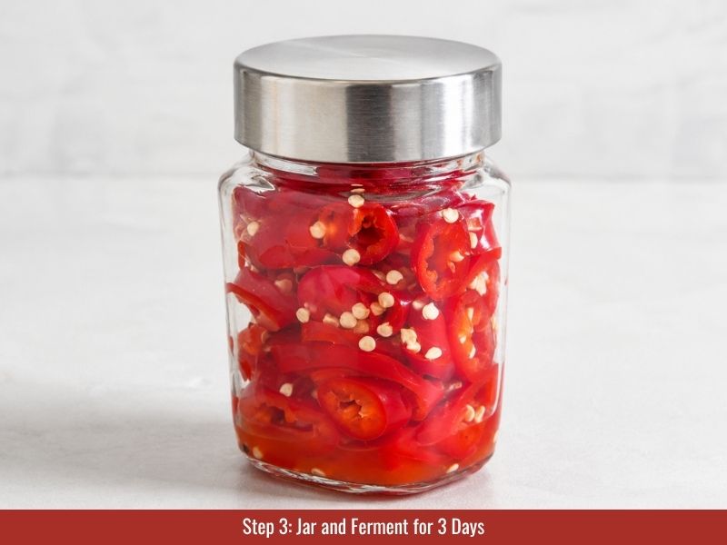 Ferment peppers in glass jar