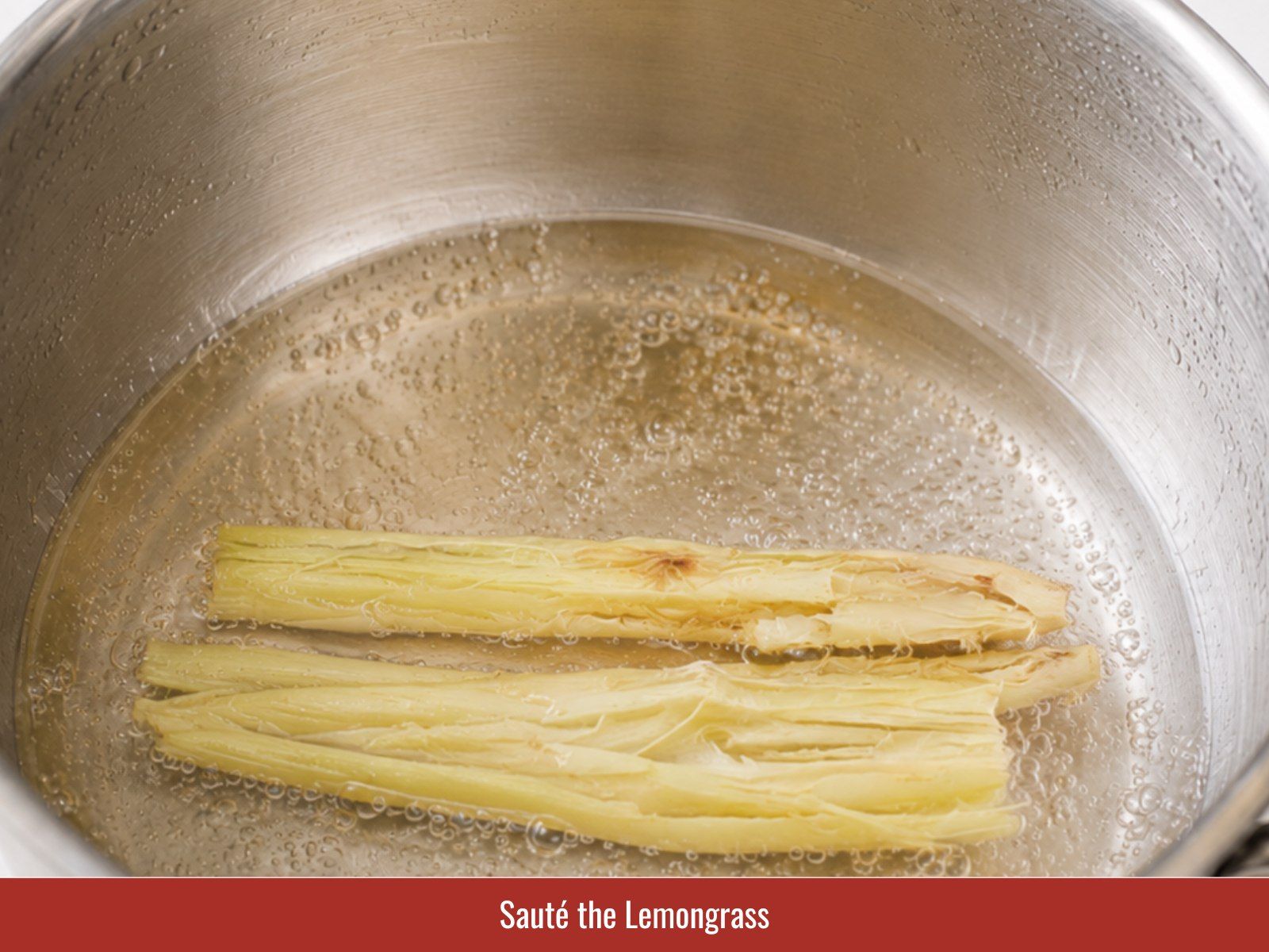 Sauté lemongrass for curry aroma