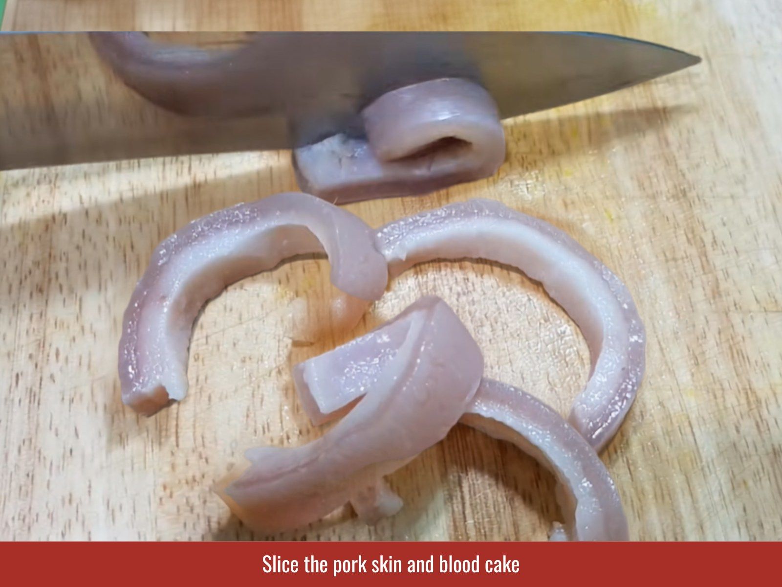 Slice pork skin and blood cake