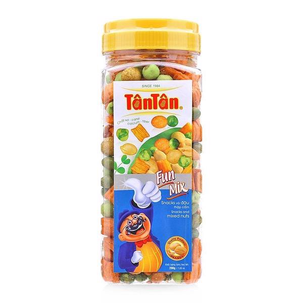 Snacks và Đậu Thập Cẩm TÂN TÂN Hộp 200g
